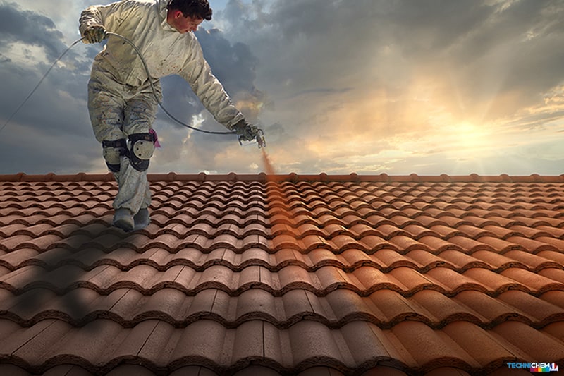 hydrofuge-colore-mineralisant-renovation-protection-toiture-tuiles-beton